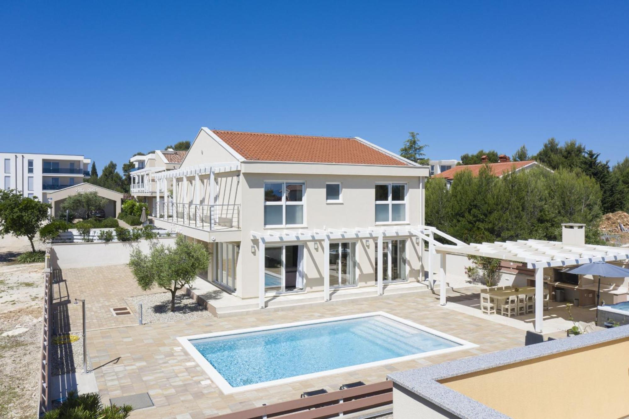 Villa Olivia - New And Modern House With Pool, Souna, Jacuzzi & Playground, Liznjan - Istra Zewnętrze zdjęcie