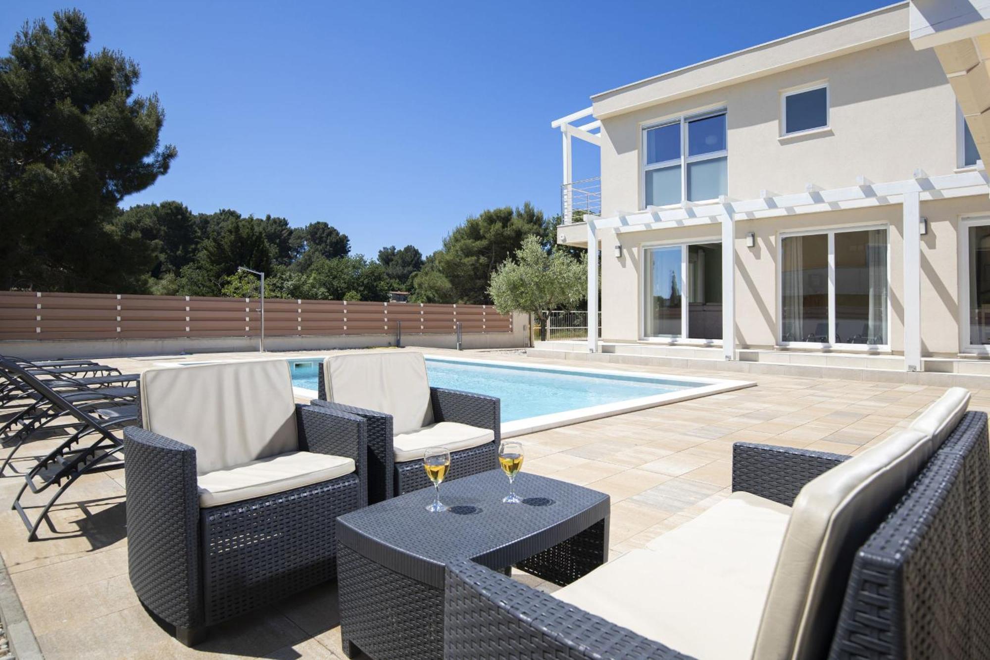 Villa Olivia - New And Modern House With Pool, Souna, Jacuzzi & Playground, Liznjan - Istra Zewnętrze zdjęcie