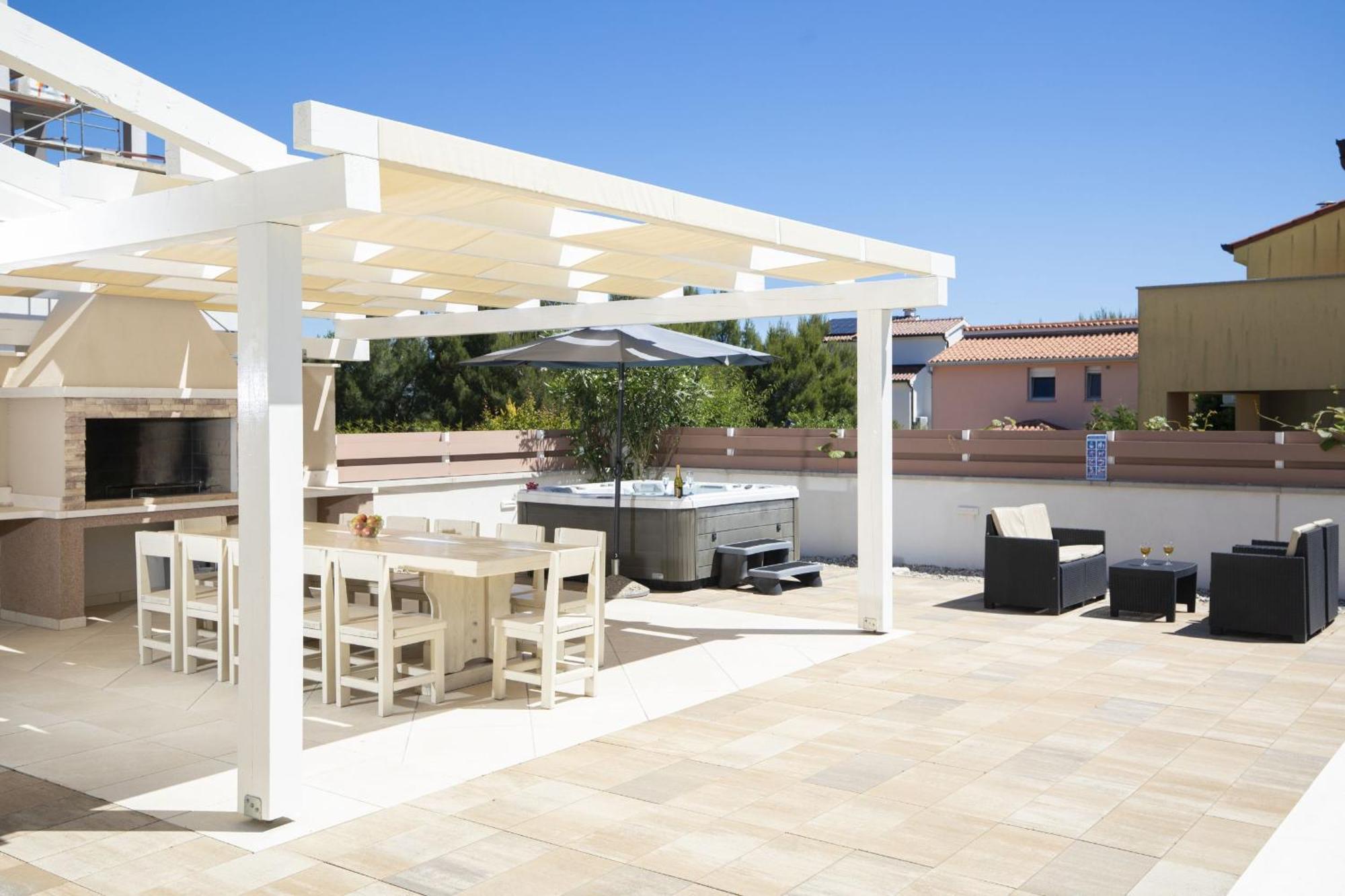 Villa Olivia - New And Modern House With Pool, Souna, Jacuzzi & Playground, Liznjan - Istra Zewnętrze zdjęcie