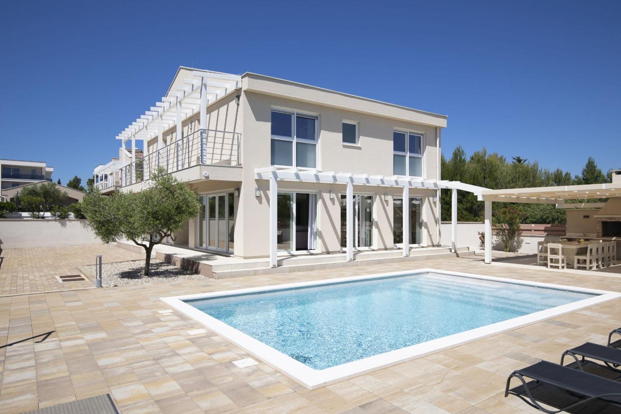 Villa Olivia - New And Modern House With Pool, Souna, Jacuzzi & Playground, Liznjan - Istra Zewnętrze zdjęcie